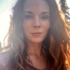 Meet your Posher, Brittney